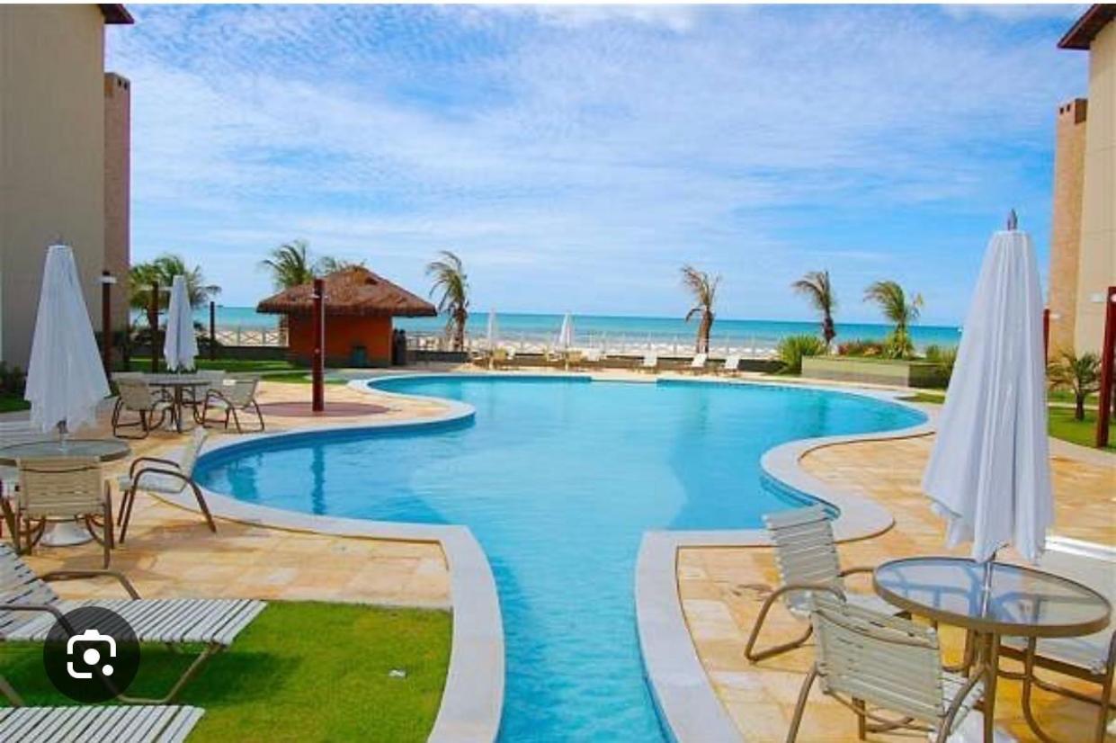 Apartamento Vista Total Do Mar Uma Cobertura A 400M Do Beach Park No Porto Das Dunas Aquiraz Condominio Terramaris Piscina Ampla Parque Infantil Sauna Estacionamento Privado Экстерьер фото